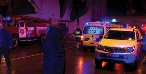 B­a­t­u­m­­d­a­ ­ç­ı­k­a­n­ ­o­t­e­l­ ­y­a­n­g­ı­n­ı­n­d­a­ ­1­2­ ­k­i­ş­i­ ­ö­l­d­ü­